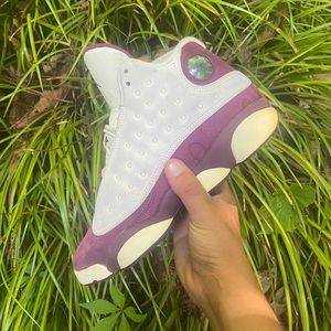 Jordan 13 “Bordeaux” Size 7y